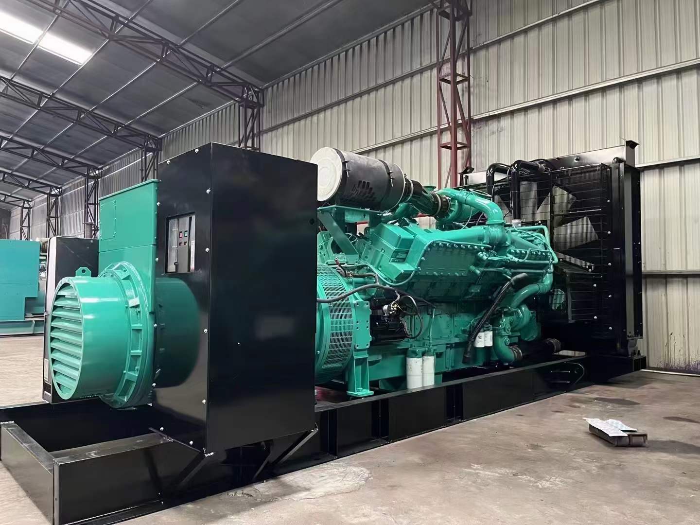 叶县如何降低 800kW 柴油发电机输出电流的波动？