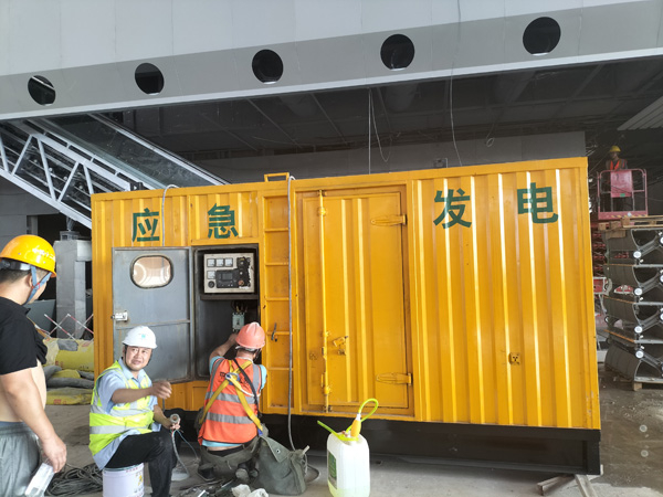 叶县怎样判断空气滤清器是否需要更换？